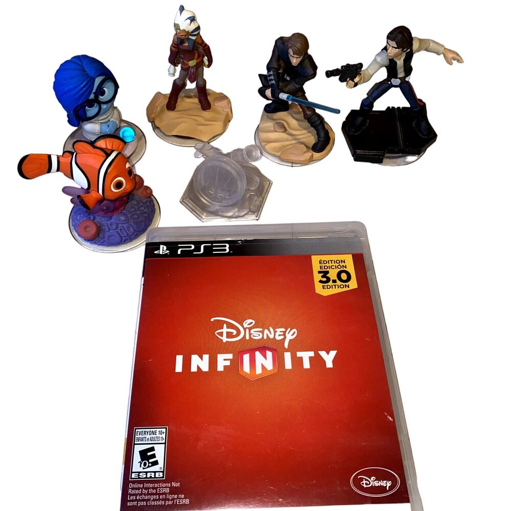 Disney Infinity 3.0 Lot of 6 Characters & 3.0 Disk CD Game
